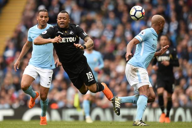 备受推崇 备受推崇