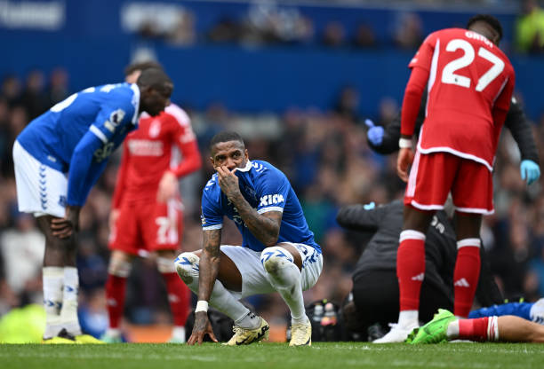 他不仅是在 他不仅是在