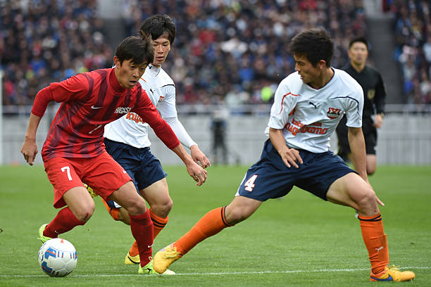 那对抗马德 那对抗马德